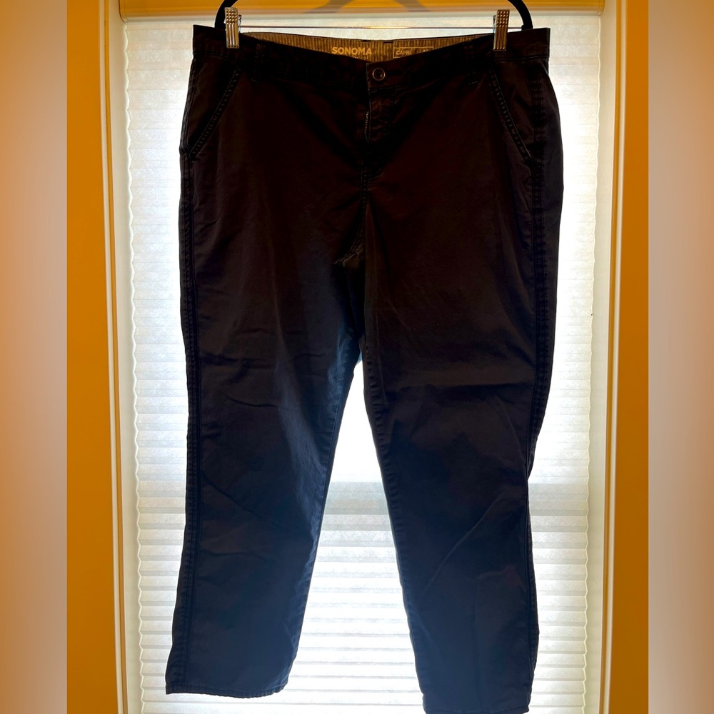Blue Sonoma capris size 16